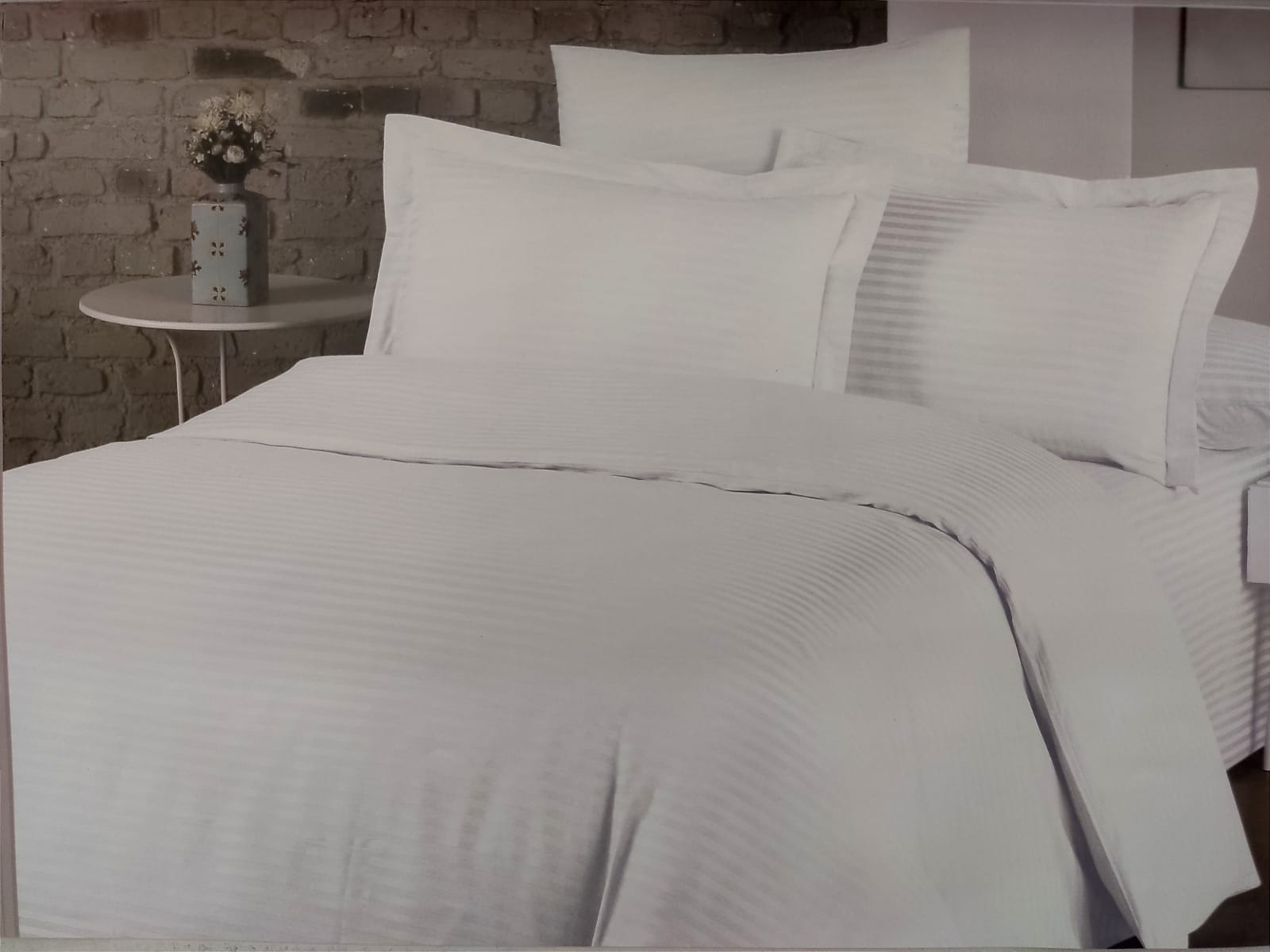 Cotton Shine Saten Çift Kişilik Beyaz Nevresim Takımı